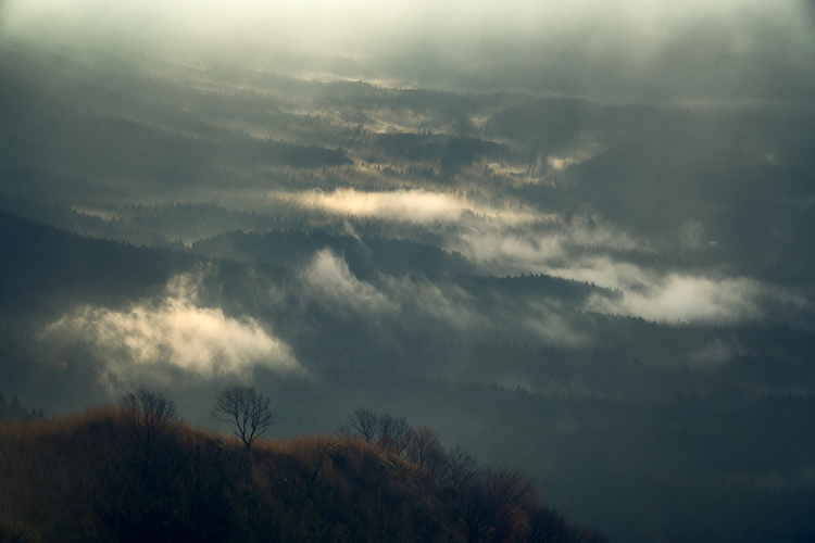 09_雲の隙間から差し込む光を撮影.jpg