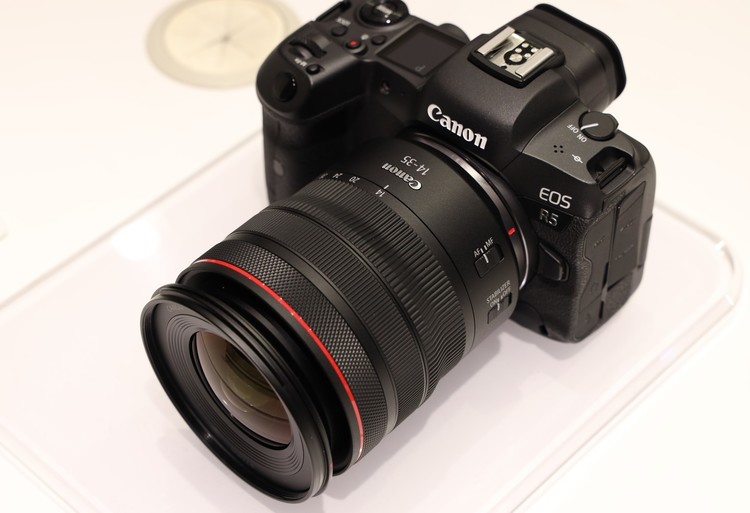 がりのある Canon - RF14-35mm F4 L IS USM 新品未使用の通販 by 