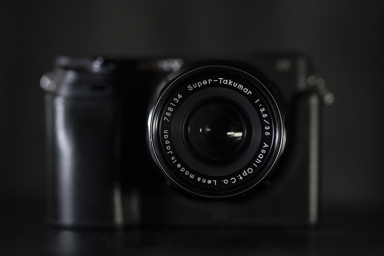 【オールドレンズ】タクマーの小さな広角レンズ アサヒペンタックス「Super takumar 35mm F3.5」