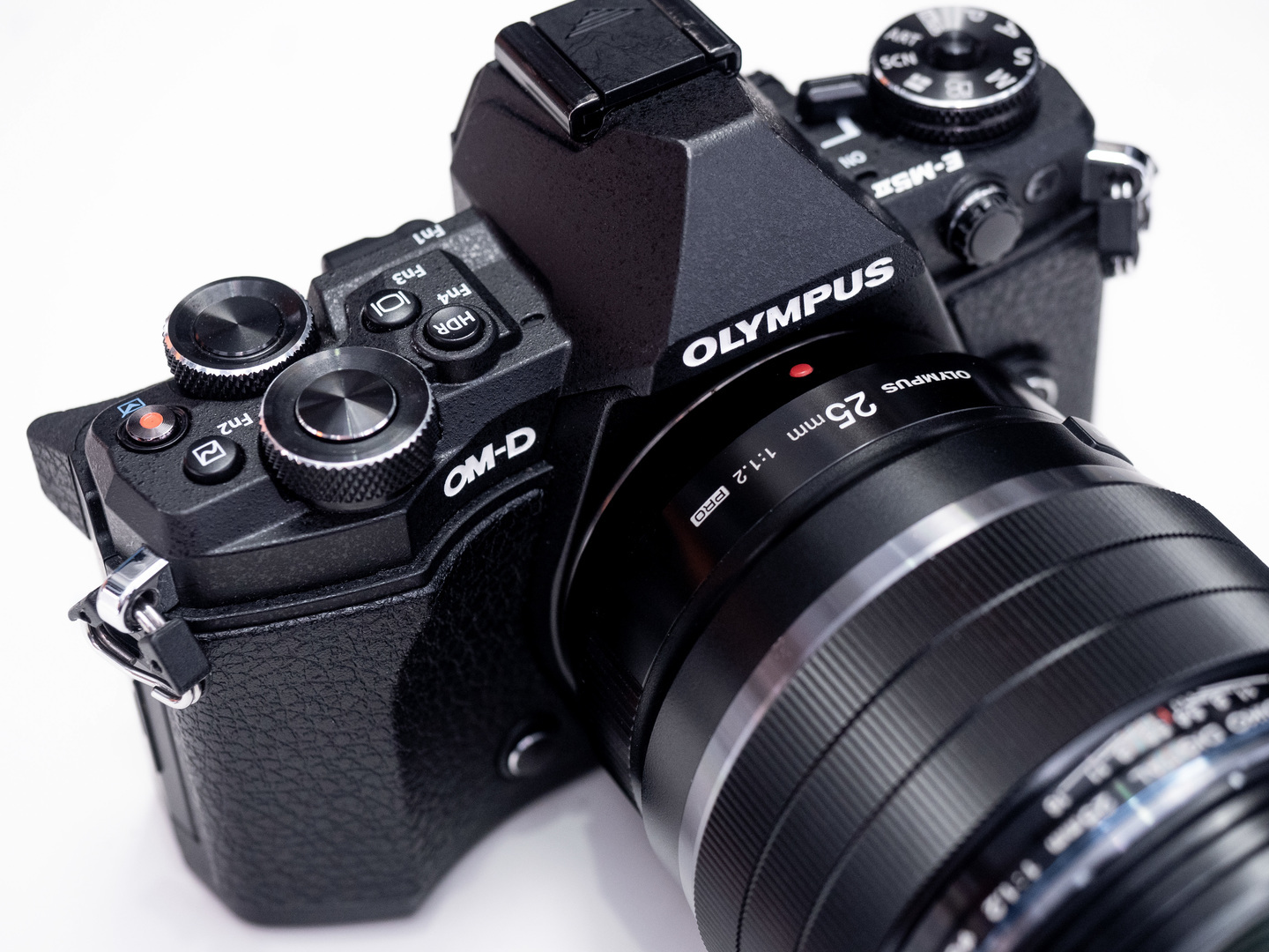 OLYMPUS オリンパス OM-D E-M5 MarkII ブラック