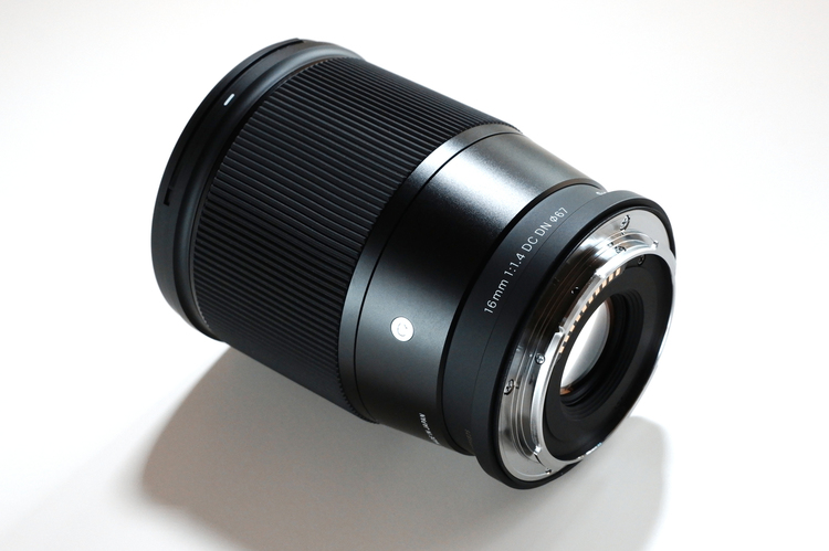 SIGMA 16mm F1.4 DC DN