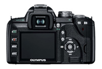 写真：オリンパスE510 2.5型液晶