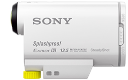 カメラをさまざまなアクセサリーに装着できる三脚アダプターを付属