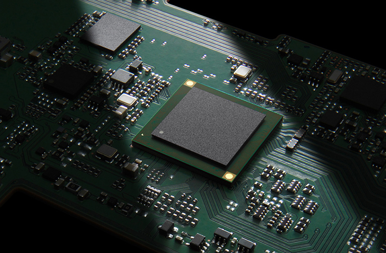 超高速な高解像・高感度・色再現処理を実現し、さらなる高画質を実現