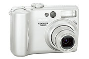 「COOLPIX 5900」
