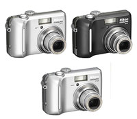 「COOLPIX P1」「COOLPIX P2」