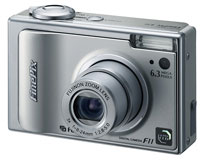 「FinePix F11」