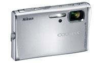 製品写真：COOLPIX S50c