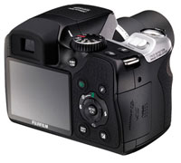 製品写真：FinePix S8000fd 背面