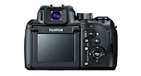 製品写真：FinePix S100FS（背面）