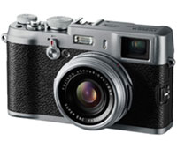 製品写真：FinePix X100