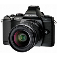 製品写真：オリンパス OM-D E-M5 レンズキット ブラック