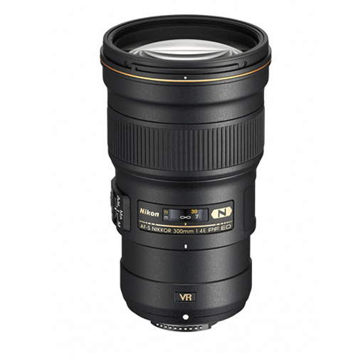 製品写真：ニコン AF-S NIKKOR 300mm f/4E PF ED VR