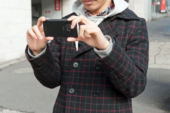 脇をしめるだけ