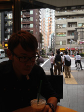 窓を背にして撮った場合