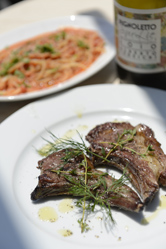 影が入るだけで臨場感あふれる写真に