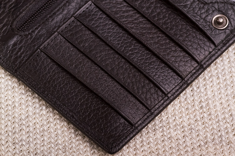 シャネルのミニ財布は使いにくい？後悔しない選び方と人気モデルの満足度を徹底検証