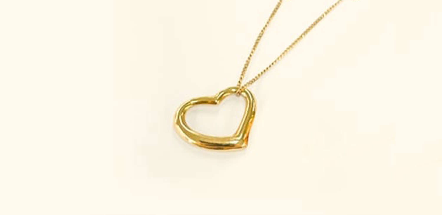 ティファニーのハートネックレスは時代遅れ？今こそ選びたい種類・サイズ・年代別ガイド