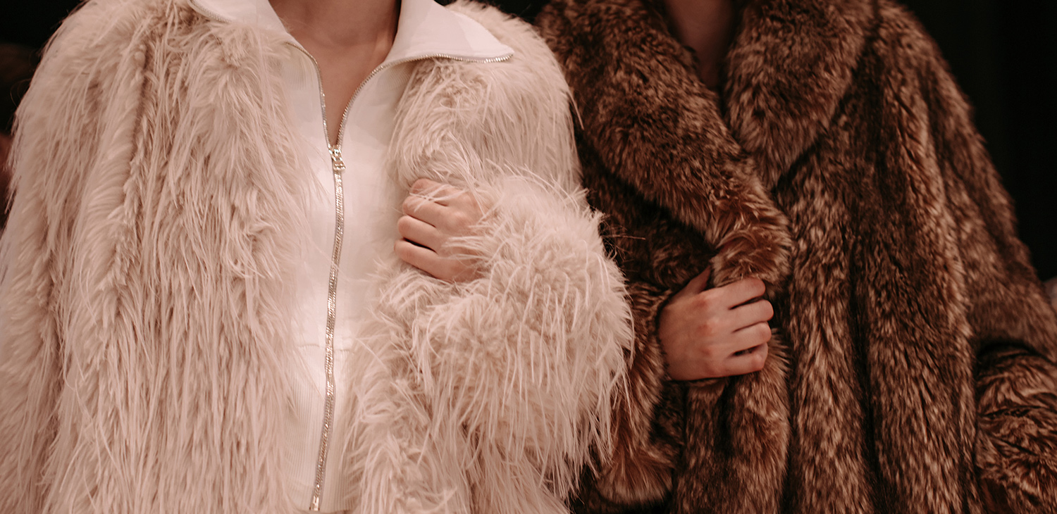毛皮のコートは時代遅れ？今着ても大丈夫か、売るべきかをプロが解説