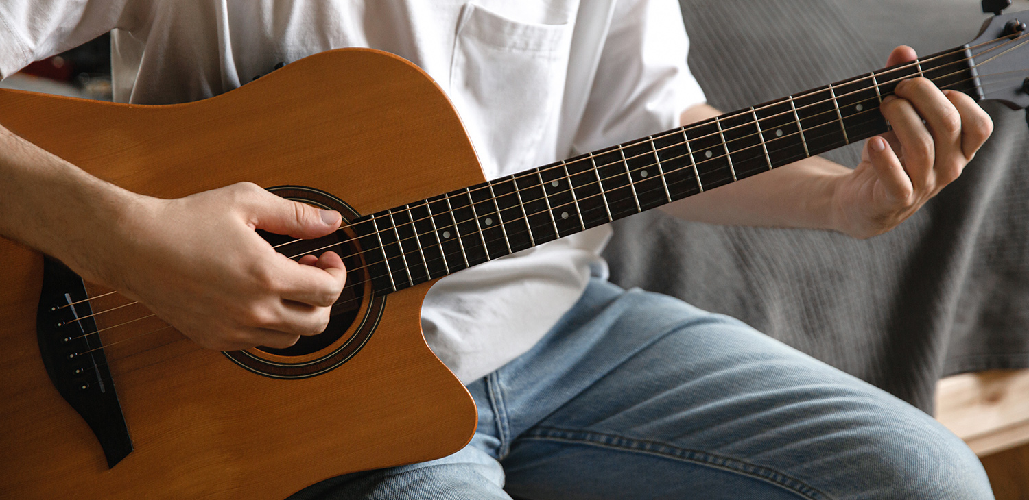 ギターを売って後悔しないためには？買取相場と高額査定の条件を解説