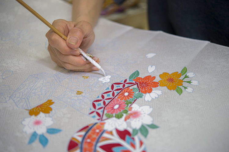 友禅染とは？歴史・工程・日本三大友禅の種類まで初心者向けに徹底解説