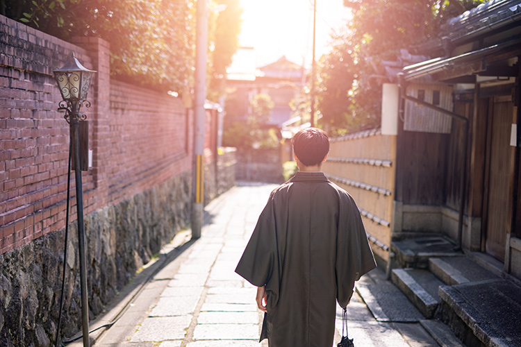 男の着物の種類と選び方！どこで着る？何が必要？基本のルールを解説