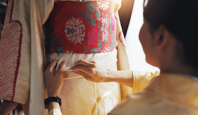 着物の身丈と身長の目安は？自分に合うサイズの計算方法と失敗しない測り方をプロが解説