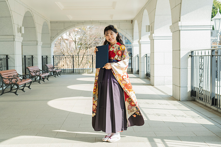 振袖と着物の違いとは？一種なの？袖の長さや種類、結婚式・成人式のマナーを徹底解説