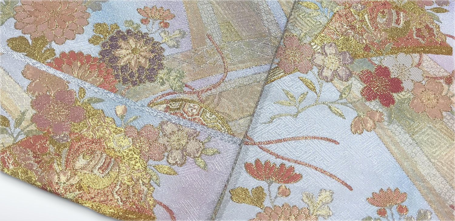 袋帯の魅力とは？格式や種類、お手入れ方法までご紹介